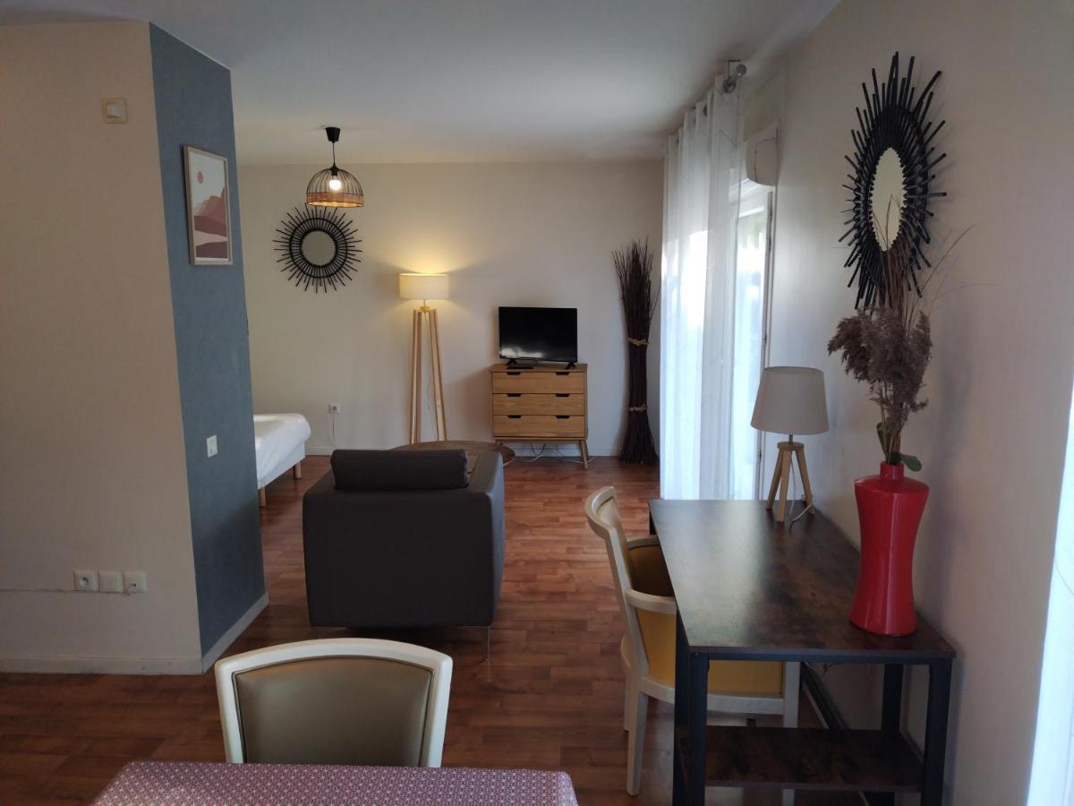 Residence Carouge Appart Hotel Bretigny-sur-Orge Exterior photo