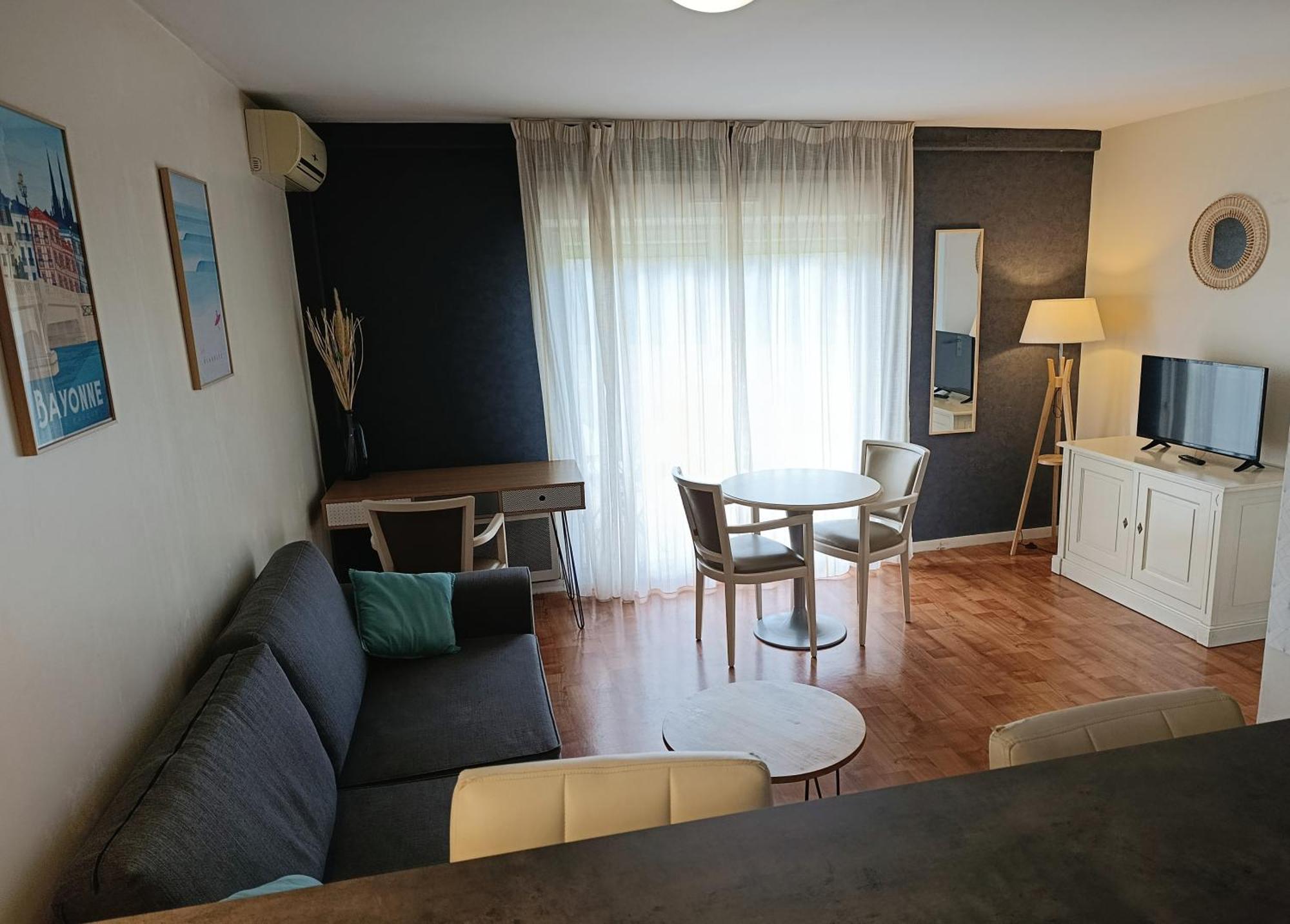 Residence Carouge Appart Hotel Bretigny-sur-Orge Exterior photo